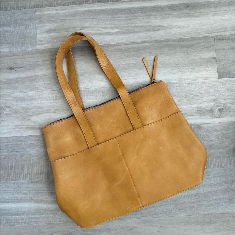Able Clothing Jen Hatmaker Travel Tote cognac